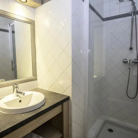 Rosael - Grand Cocooning Familial Plein Sud Mae-2981 *